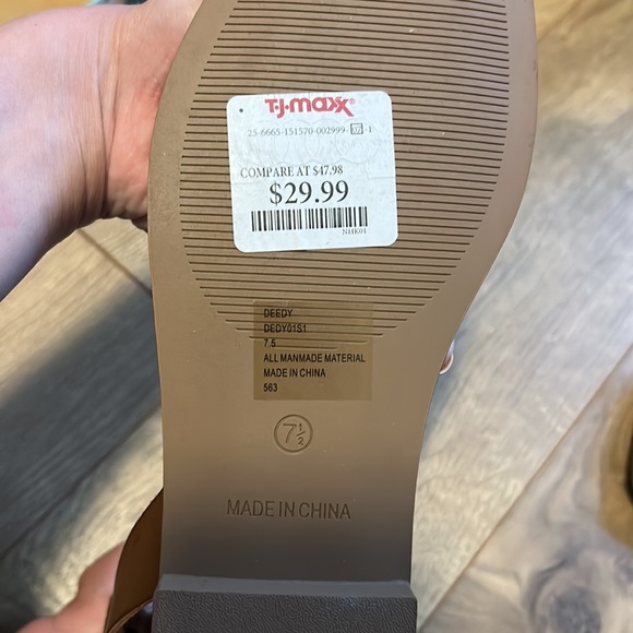 Steve Madden ankle wrap 7.5 sandal  NWT - Picture 2 of 4